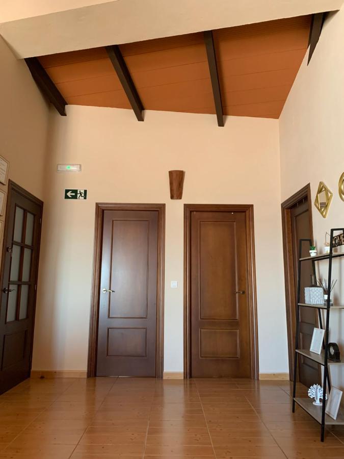 Ferienwohnung Buhardilla Rustica Mirando A Santa Catalina Jerez De Los Caballeros Exterior foto